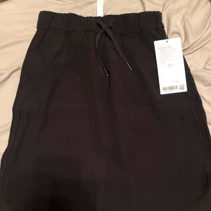 Lulu lemon skirt